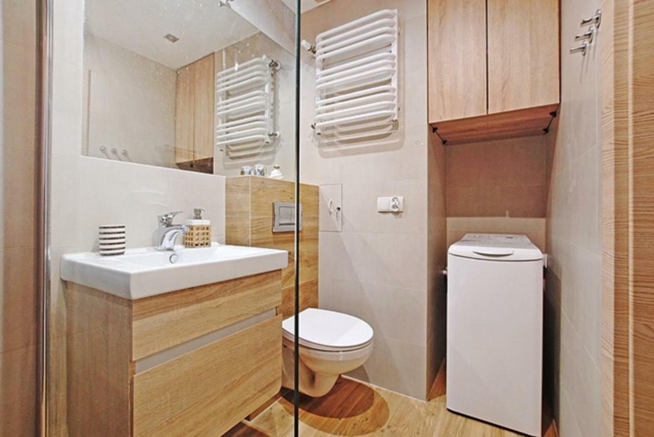 Apartament Riviera Apartment กดิเนีย ภายนอก รูปภาพ