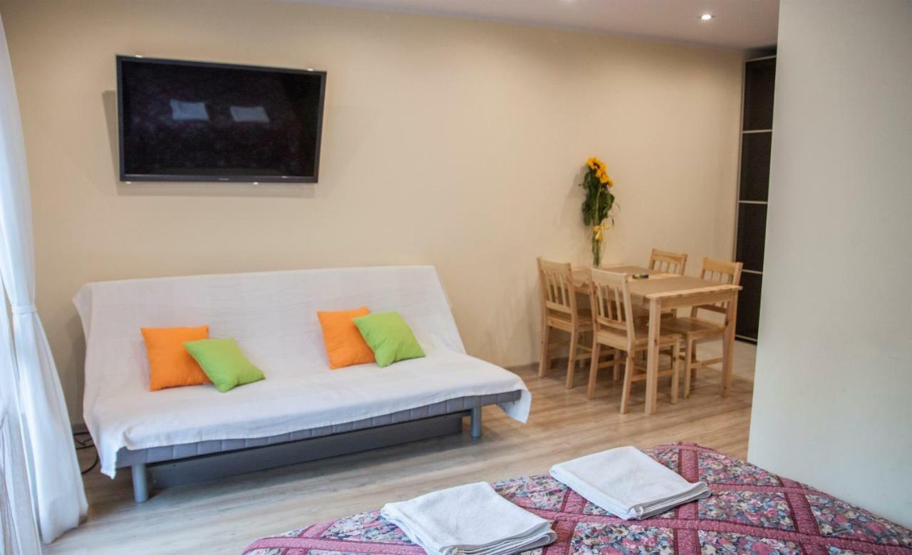 Apartament Riviera Apartment กดิเนีย ภายนอก รูปภาพ